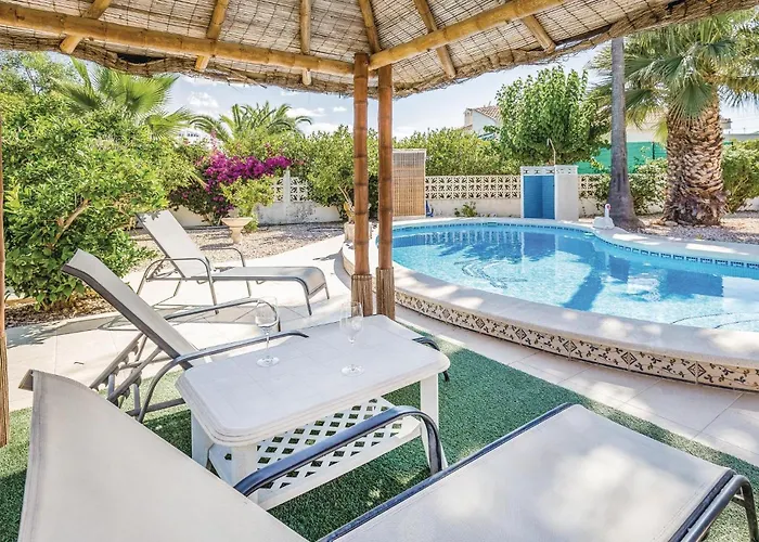 Urb San Luis 度假居 托雷维耶哈