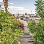 Urb San Luis 托雷维耶哈
