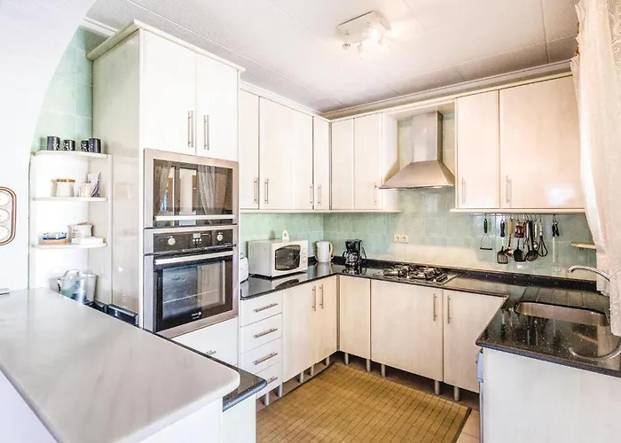 Urb San Luis Feriehus *